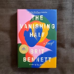 3/$20 The Vanishing Half hardcover book by Brit Bennett